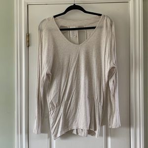 Backless athletic long sleeve